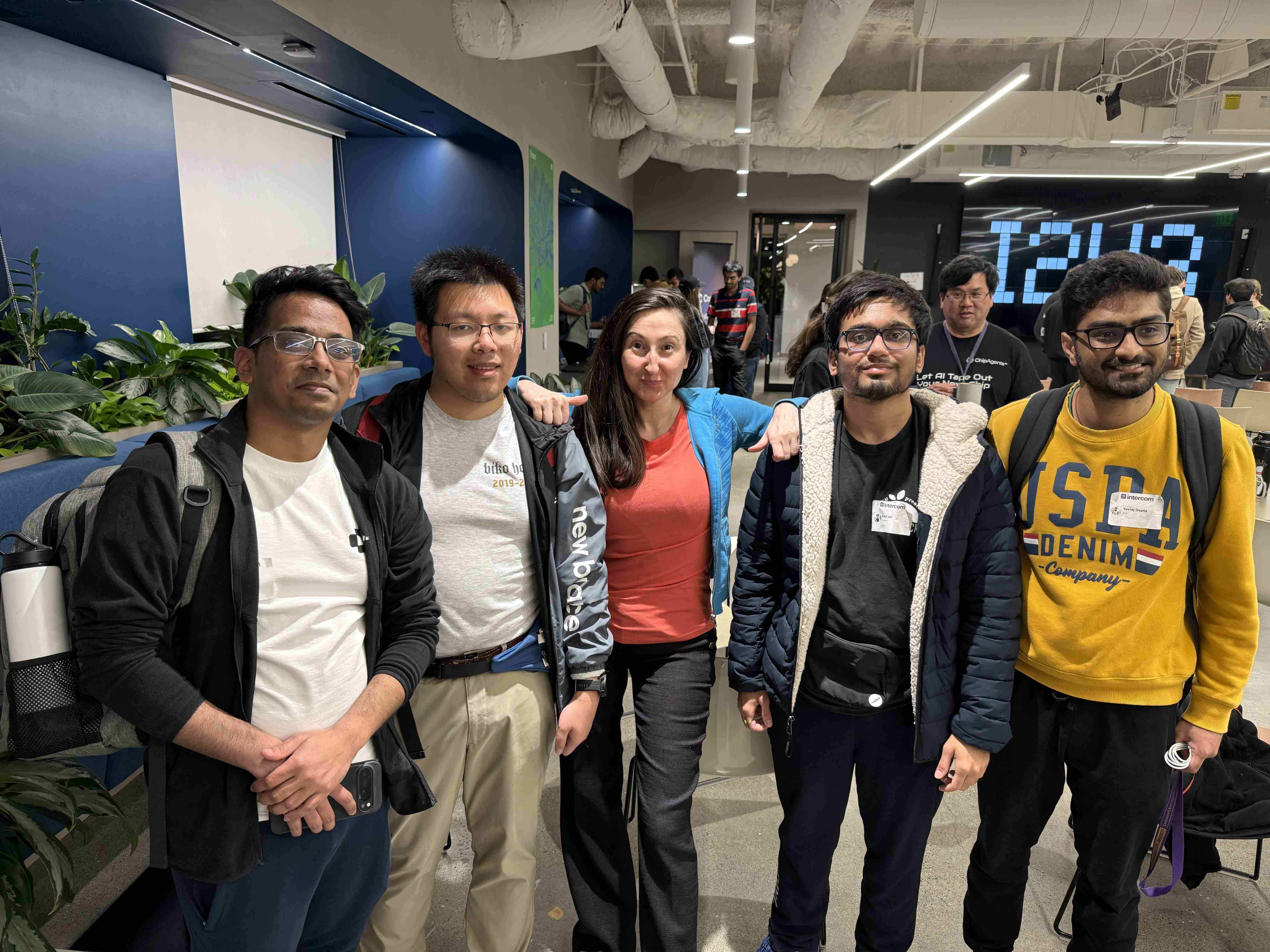 Won at Intercom Hack : Glassdoor for AI Agents